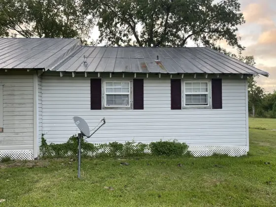 Exterior house painting — photo P002