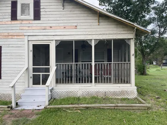 Exterior house painting — photo P008