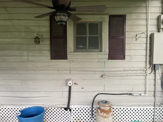 Exterior house painting — photo P011