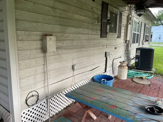 Exterior house painting — photo P012
