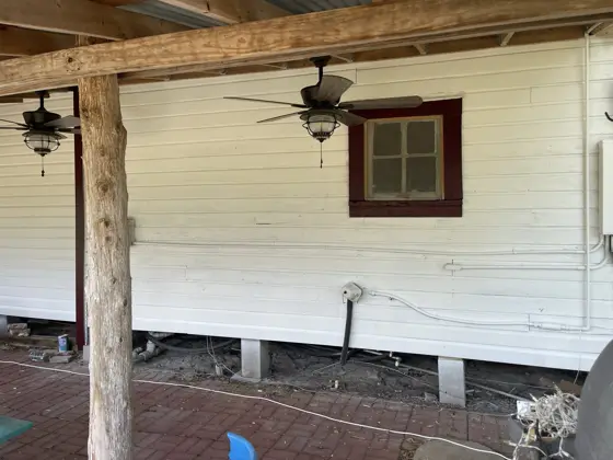 Exterior house painting — photo P018