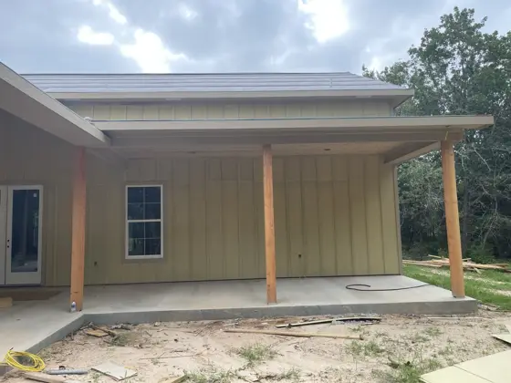 House painting and ceiling staining — photo P052