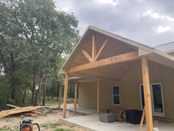 House painting and ceiling staining — photo P053