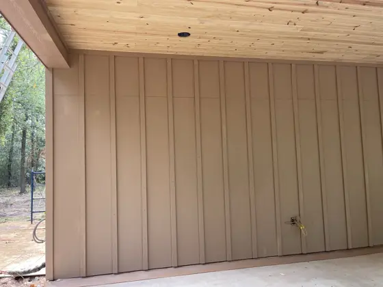 House painting and ceiling staining — photo P066