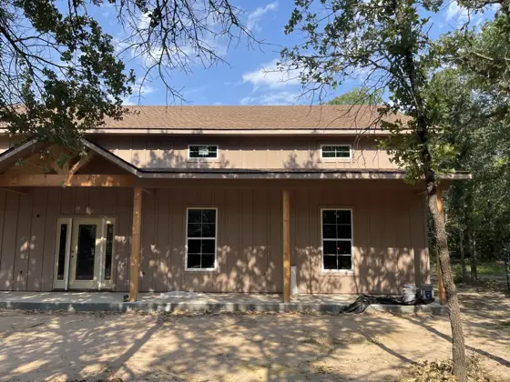 House painting and ceiling staining — photo P068