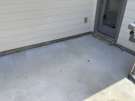 Stair and exterior pressure washing — photo P097