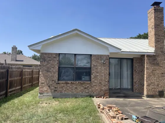Exterior painting and trim — photo P135