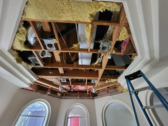 Interior renovations and finish work — photo P283