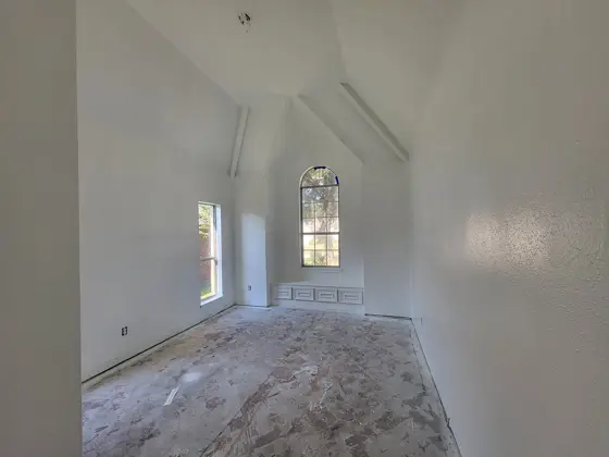 Interior renovations and finish work — photo P293