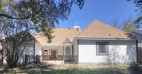 Exterior painting and finish work — photo P342