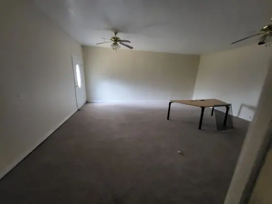 Interior renovations and finish work — photo P386