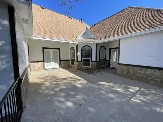Exterior painting and finish work — photo P410