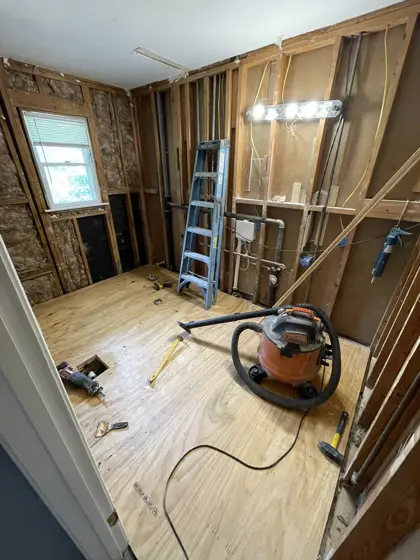 Room renovation and flooring — photo P433