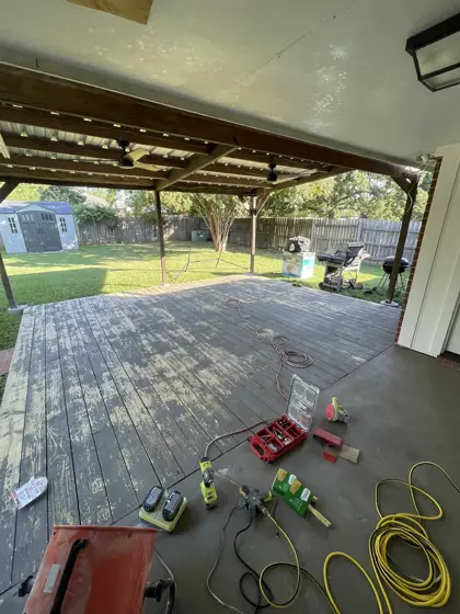 Deck refinishing — photo P503