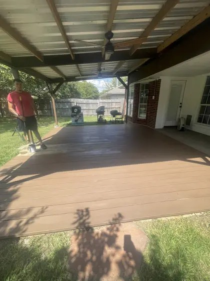 Deck refinishing — photo P508